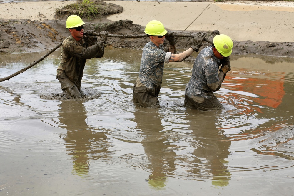 Tracked Vehicle Recovery Course students train at Fort McCoy