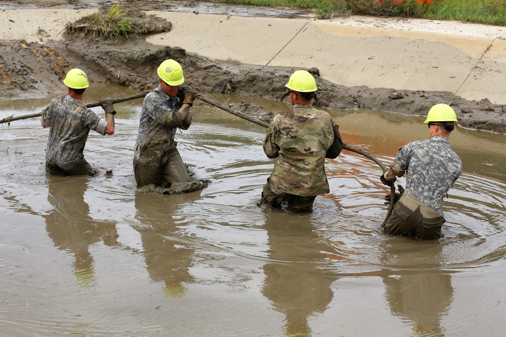 Tracked Vehicle Recovery Course students train at Fort McCoy