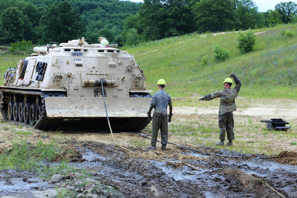 Tracked Vehicle Recovery Course students train at Fort McCoy