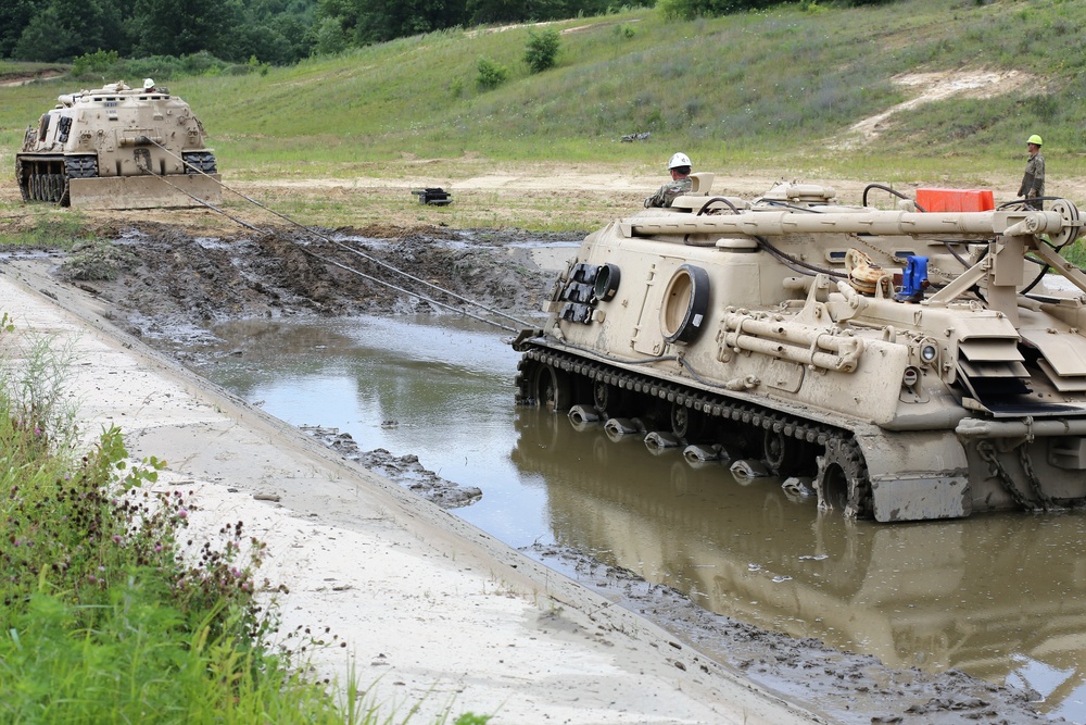 Tracked Vehicle Recovery Course students train at Fort McCoy