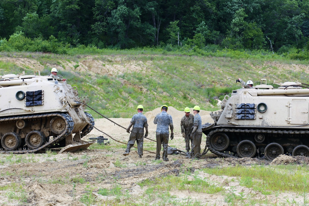 Tracked Vehicle Recovery Course students train at Fort McCoy