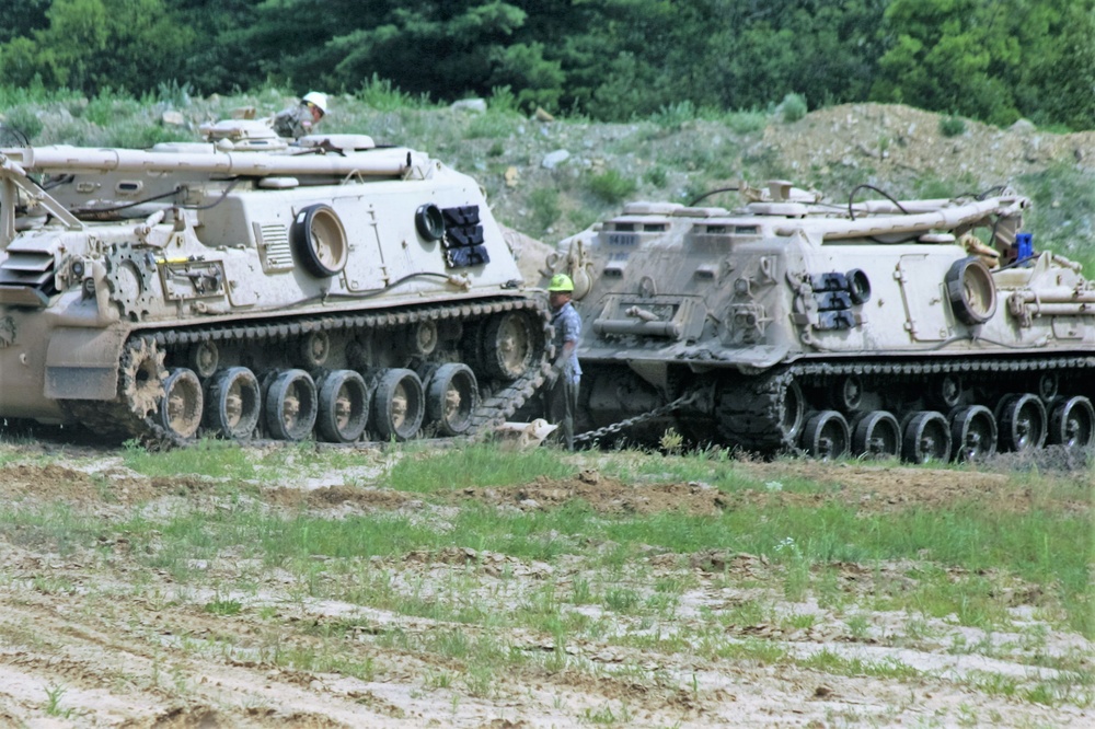 Tracked Vehicle Recovery Course students train at Fort McCoy