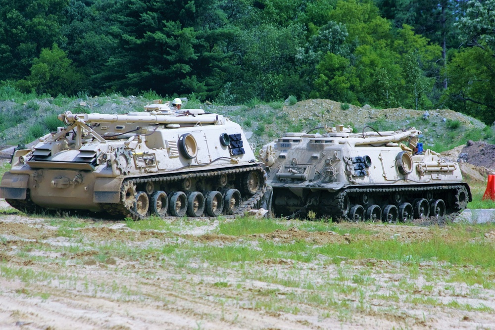 Tracked Vehicle Recovery Course students train at Fort McCoy