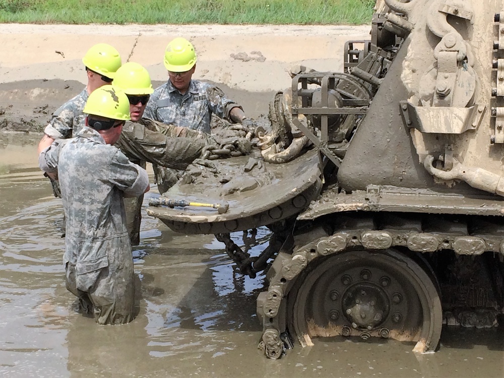 Tracked Vehicle Recovery Course students train at Fort McCoy