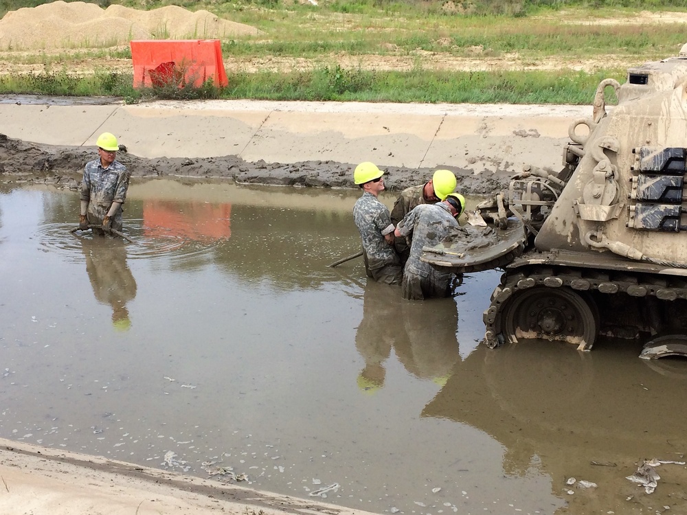 Tracked Vehicle Recovery Course students train at Fort McCoy