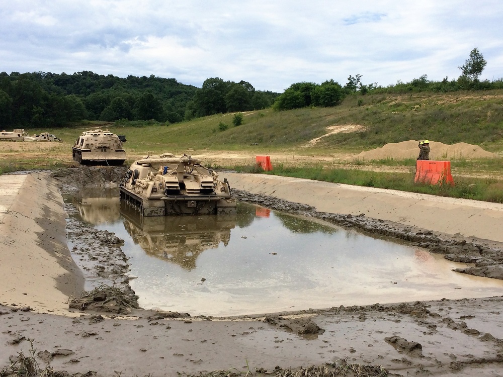 Tracked Vehicle Recovery Course students train at Fort McCoy