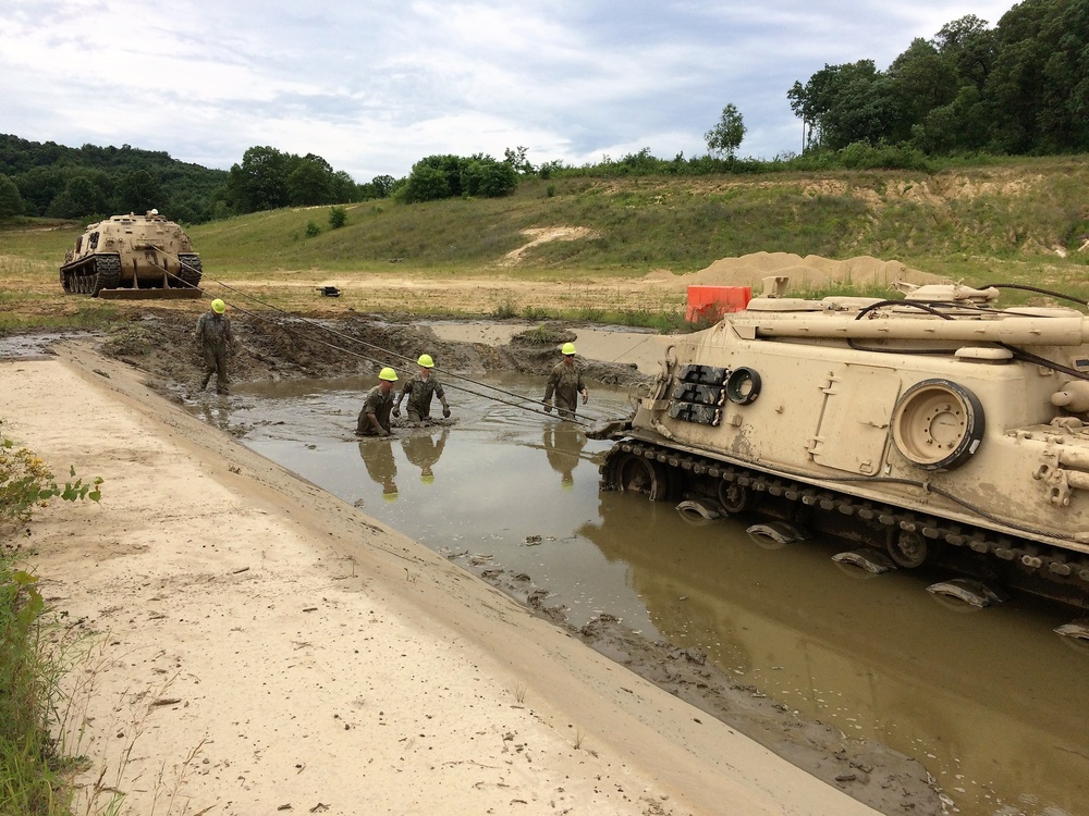 Tracked Vehicle Recovery Course students train at Fort McCoy