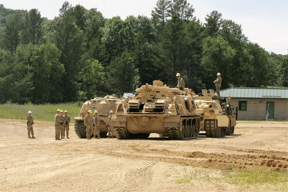 Students build skills in tracked vehicle recovery during RTS-Maintenance course at Fort McCoy