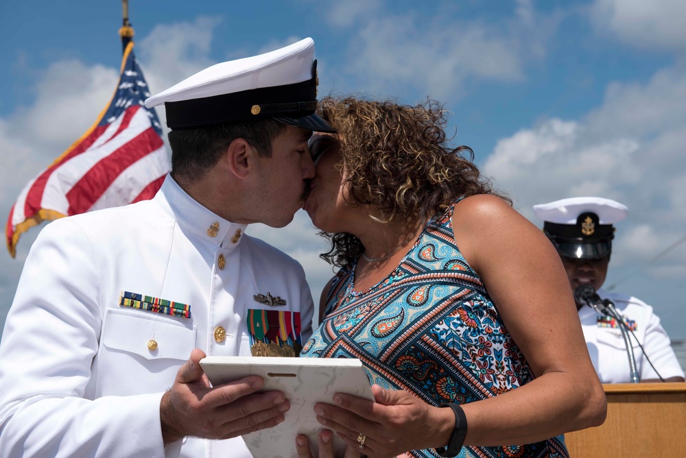 Chief Machinist's Mate Retires Aboard USS Wisconsin