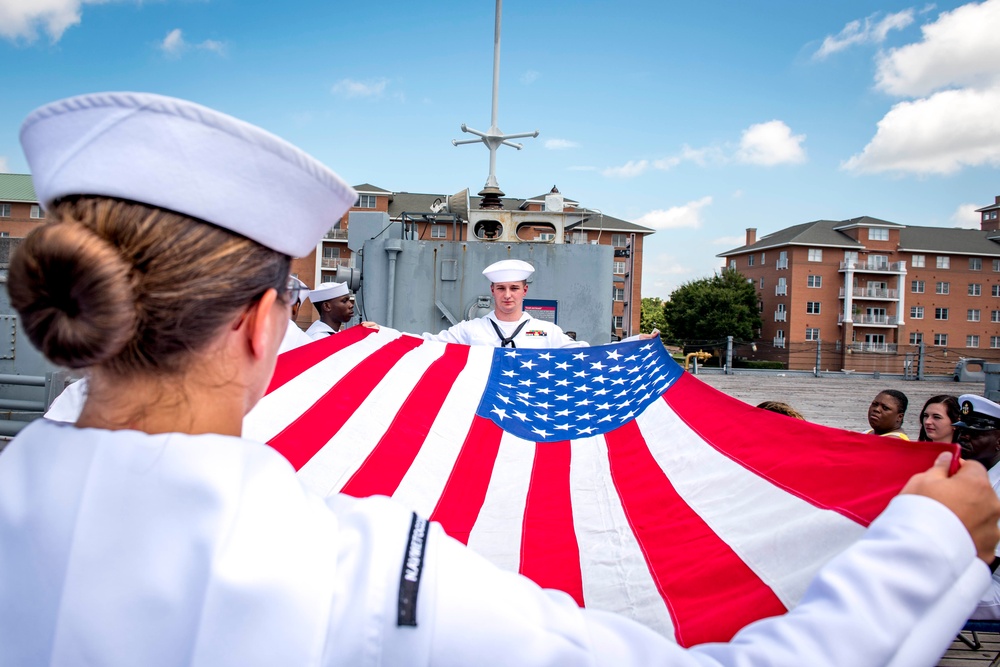 Chief Machinist's Mate Retires Aboard USS Wisconsin