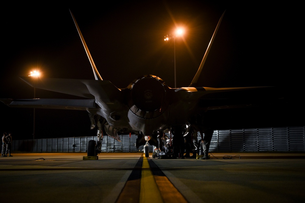 F-35 Live Bomb Dropping