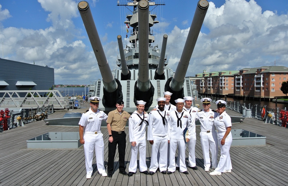 Re-enlistment aboard USS Wisconsin (BB-64)