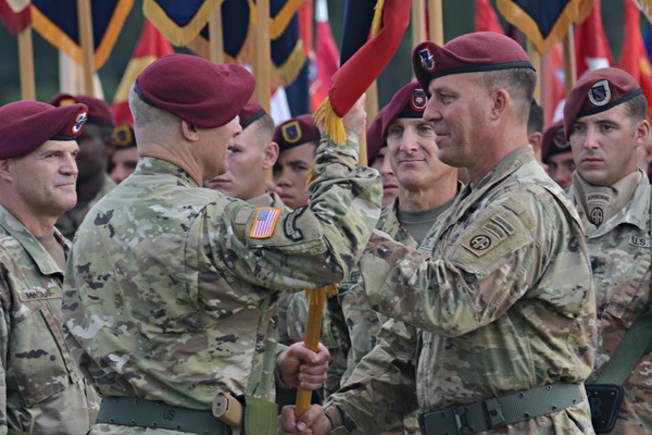 DVIDS - Images - 82nd Airborne Division welcomes new commanding general ...