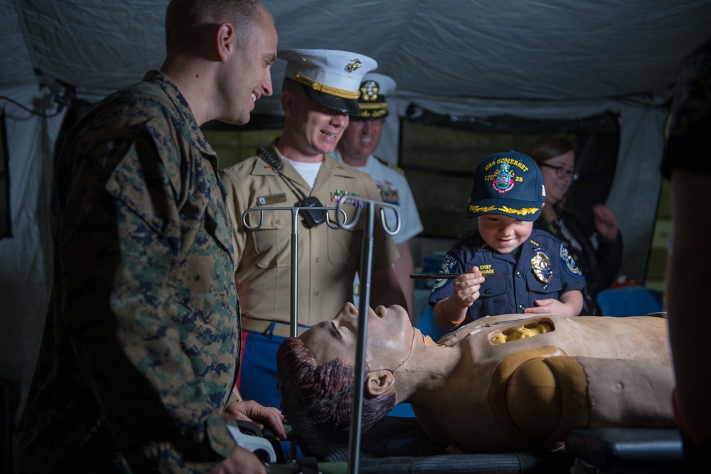 Port of Seattle Police Department Chief for a Day visits USS Somerset