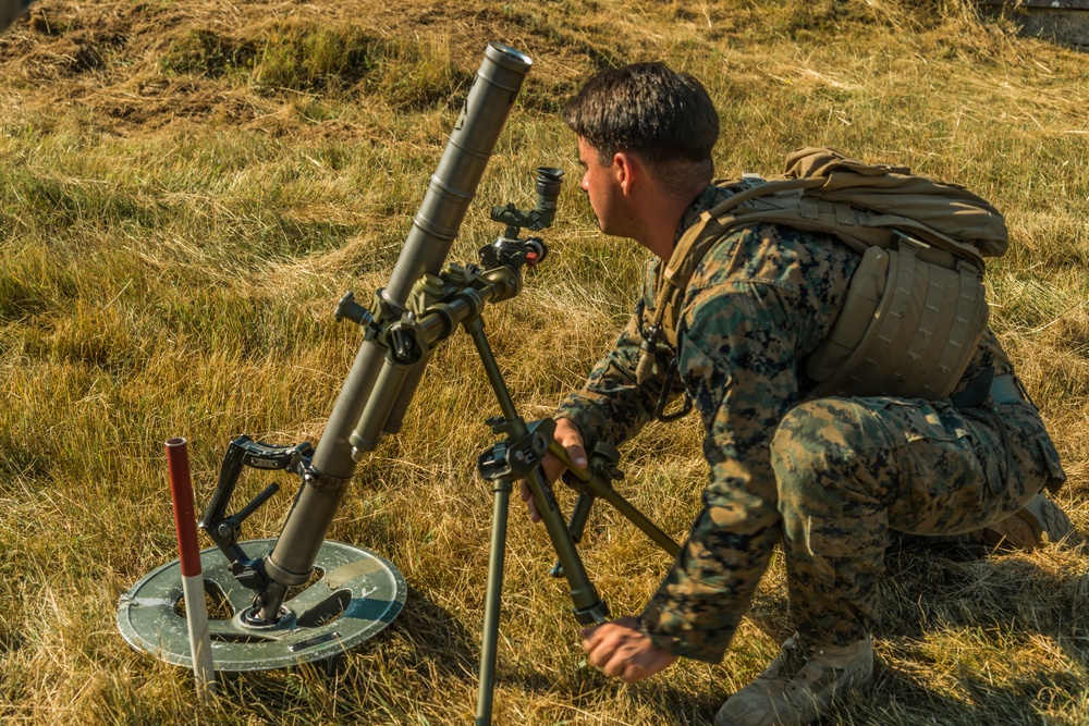 Marines registering 60mm mortars