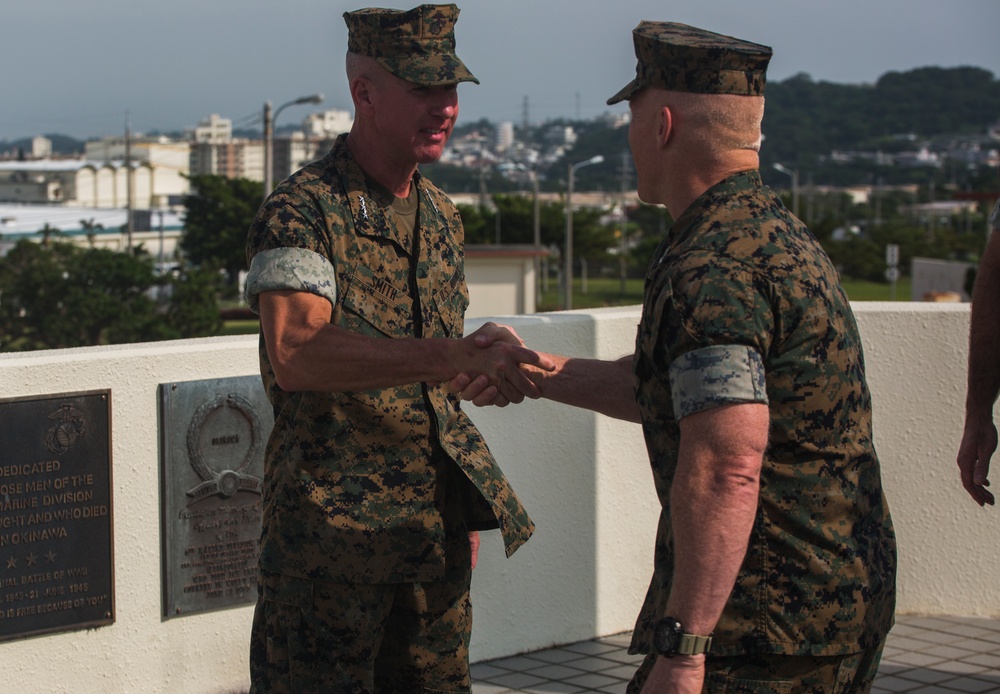 Gen. Neller promotes Lt. Gen. Smith