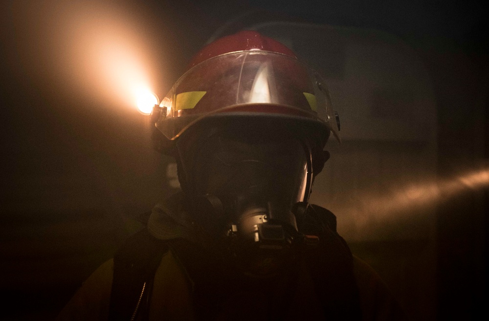 USS Carney Conducts General Quarters Drill