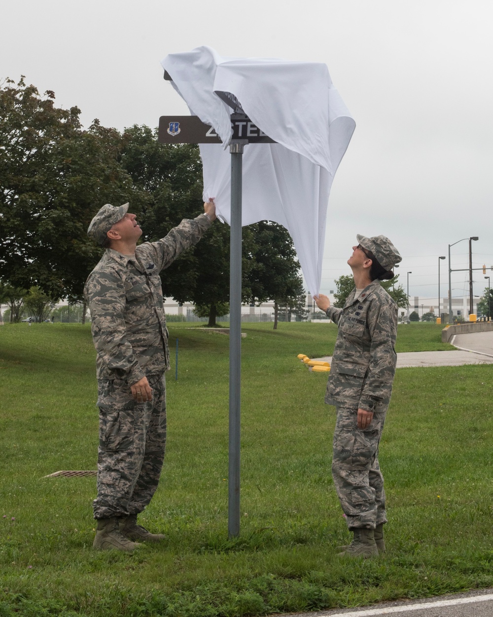 121st ARW honors Tuskegee Airman with track dedication