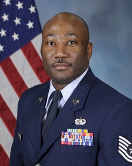 Special Operations Recruiters at Battlefield Airman Training