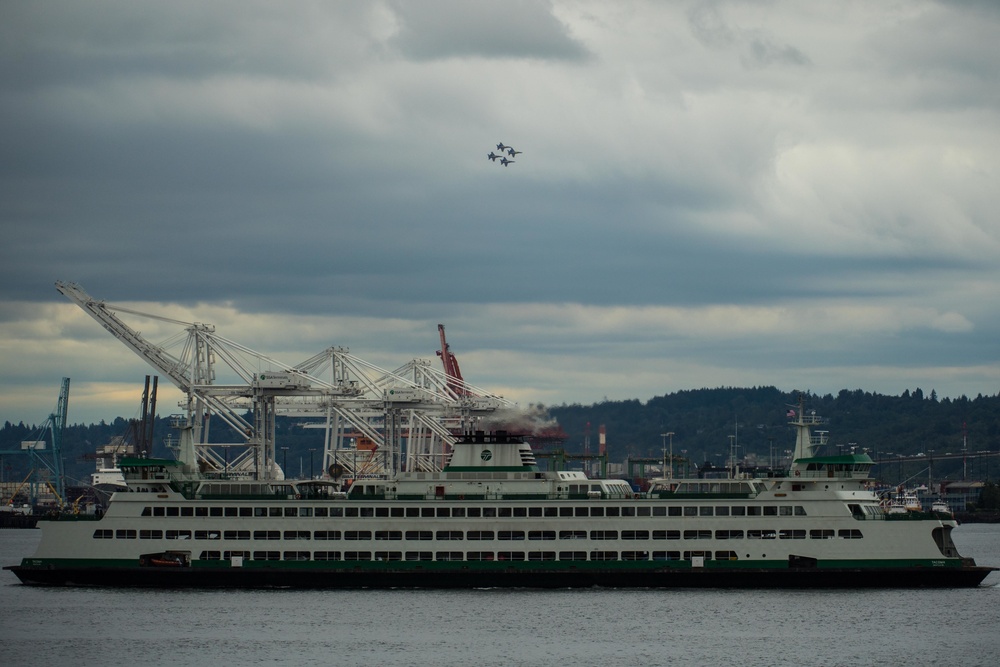 Blue Angels Practice Over Seattle