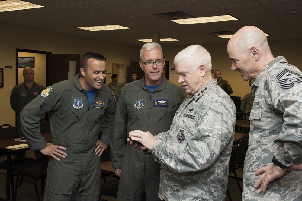 Lt. Gen. Rice visits the 105th Airlift Wing