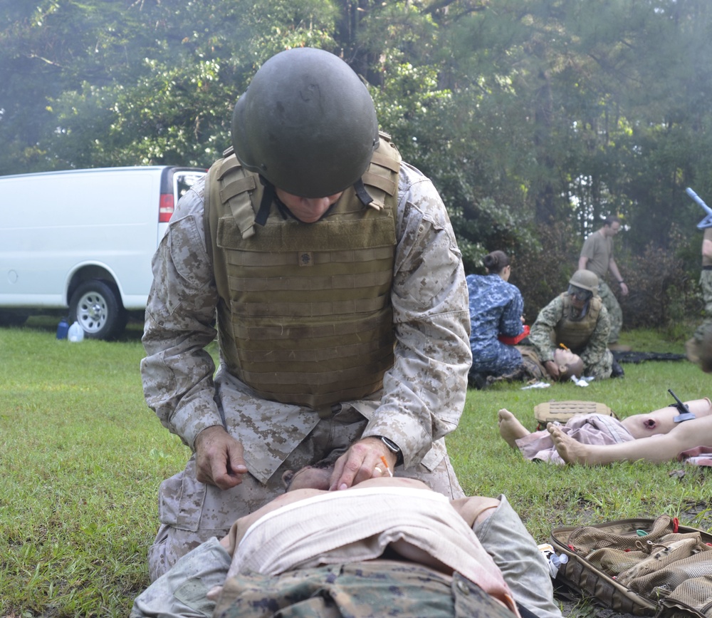 SgtMaj Charles Metzger Interacts with Tactical Combat Casualty Care Course