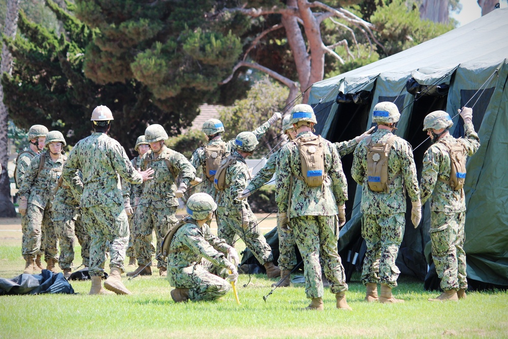 CECOS Students Practice with Base-X 305 Tent