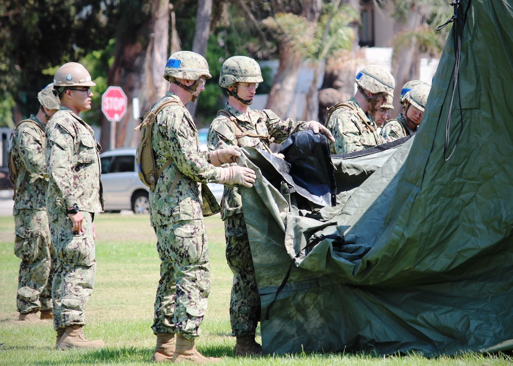 CECOS Students Practice with Base-X 305 Tent