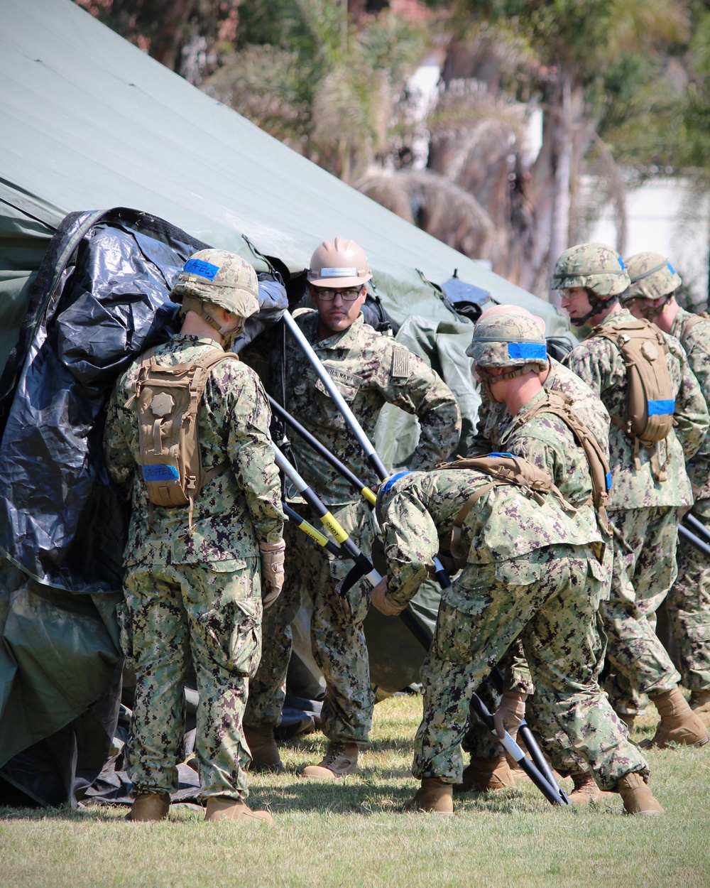 CECOS Students Practice with Base-X 305 Tent