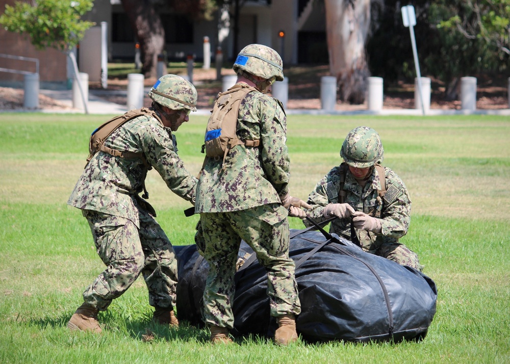 CECOS Students Practice with Base-X 305 Tent