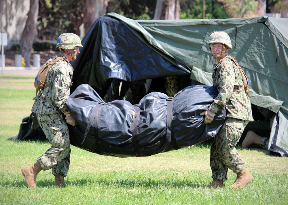 CECOS Students Practice with Base-X 305 Tent