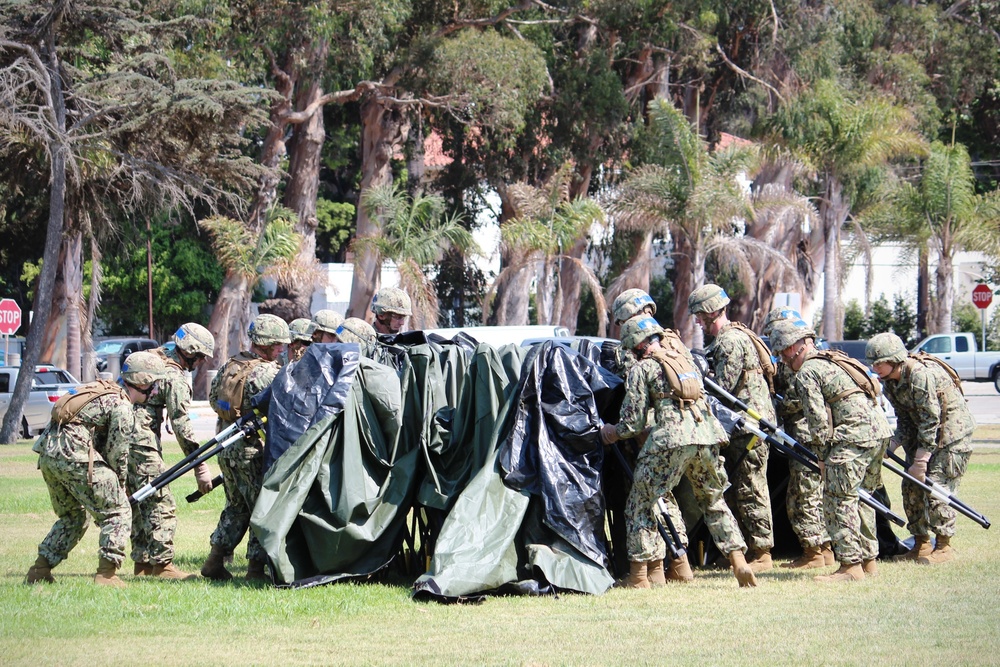 CECOS Students Practice with Base-X 305 Tent