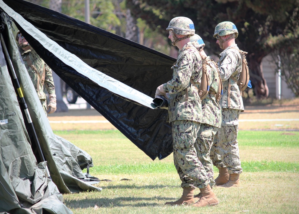 CECOS Students Practice with Base-X 305 Tent