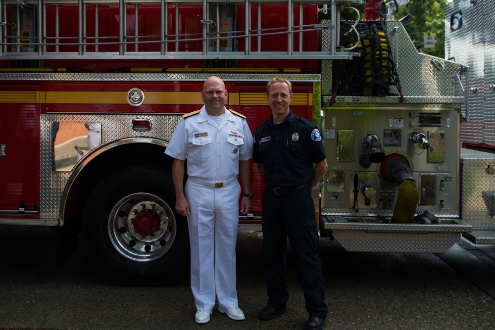 3rd Fleet Commander Visits Seattle Firehouse