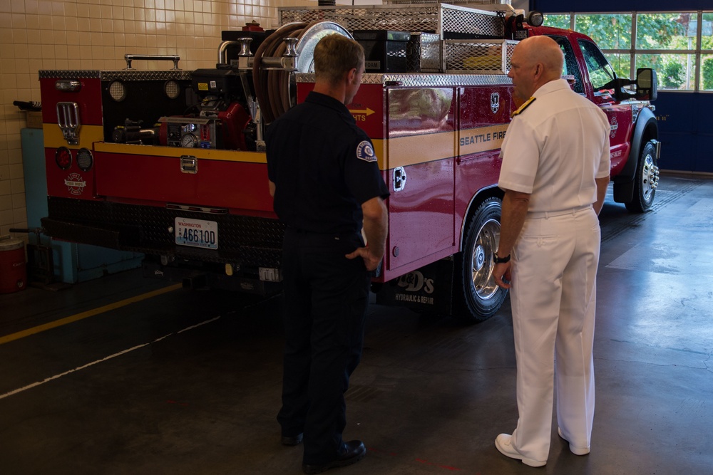 3rd Fleet Commander Visits Seattle Firehouse