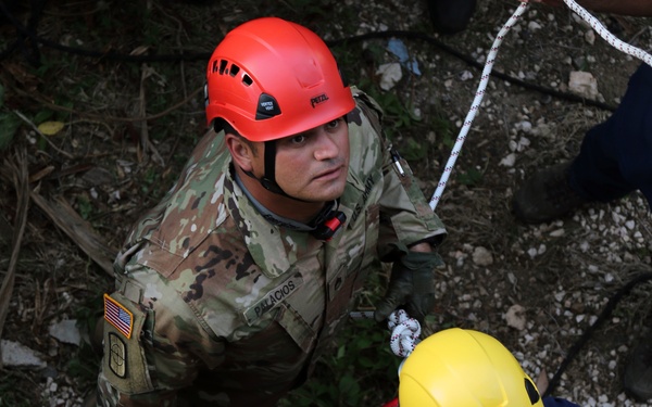 CERFP conducts SAR simulations using ropes with the VKC