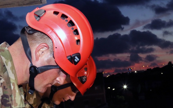 CERFP conducts SAR simulations using ropes with the VKC