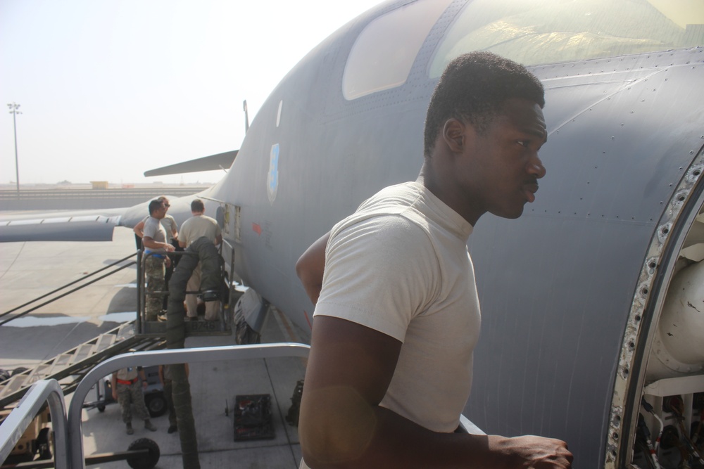 Maintaining the B-1B Lancer at Al Udeid