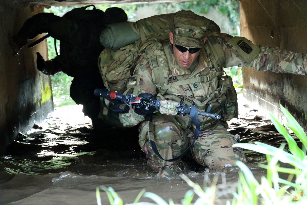 U.S. Army Soldiers participate in Jungle Warfare School in Ghana