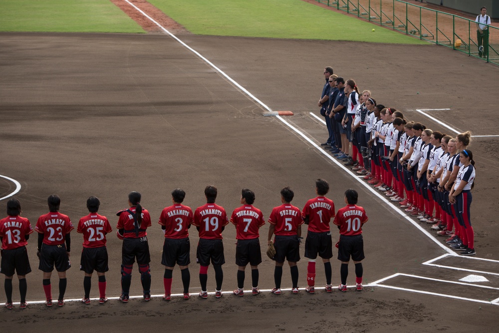 USA Softball Women's National Team visits MCAS Iwakuni