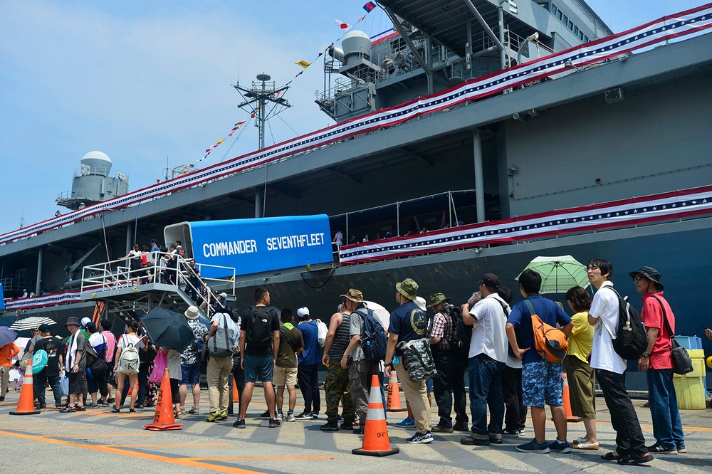 Dvids Images Commander Fleet Activites Yokosuka Friendship Day Image 6 Of 10