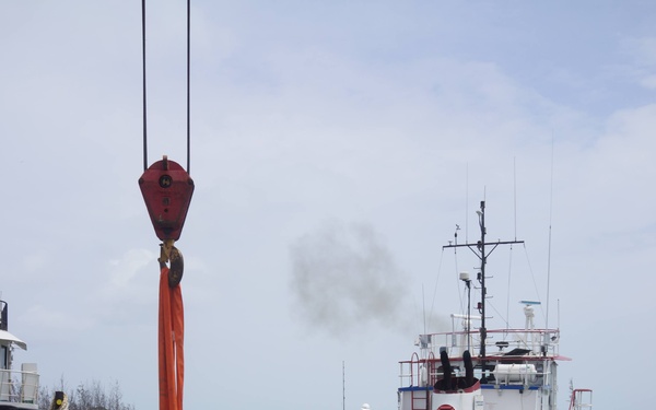 UCT 2 Completes Emergent Repairs to the Off-Shore Fuel System Mooring on Wake Island
