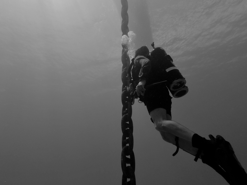 UCT 2 Completes Emergent Repairs to the Off-Shore Fuel System Mooring on Wake Island