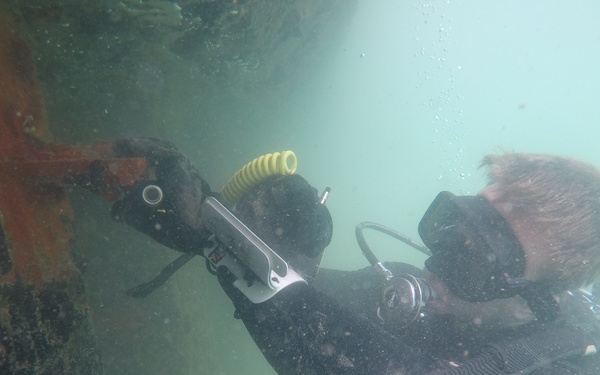 UCT 2 Completes Emergent Repairs to the Off-Shore Fuel System Mooring on Wake Island