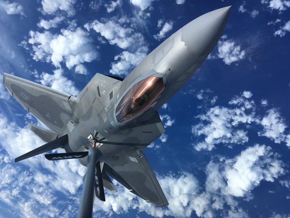 Stratotanker refuels in support of RIMPAC 2018