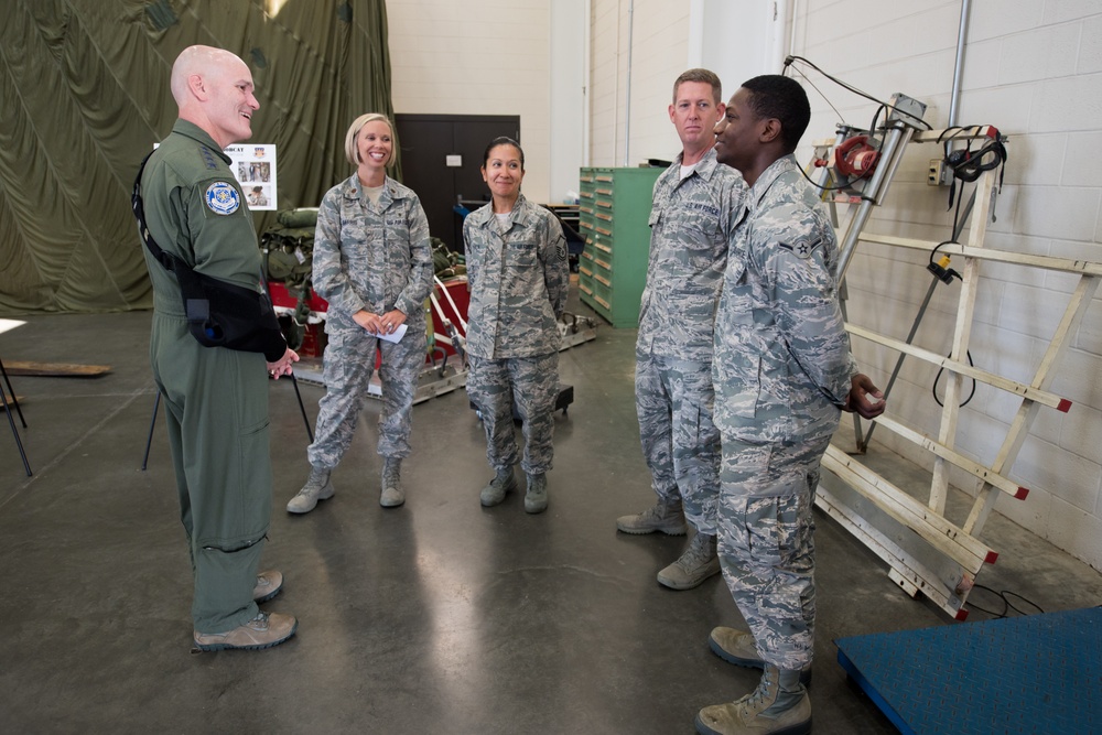Commander of Air Mobility Command visits Kentucky Air Guard