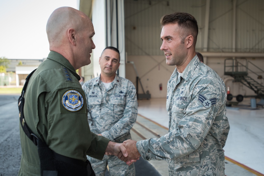 AMC commnader tours Kentucky Air Guard