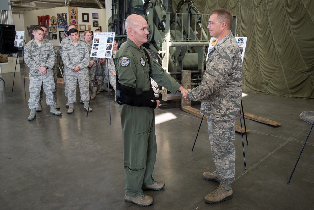 AMC commnader tours Kentucky Air Guard