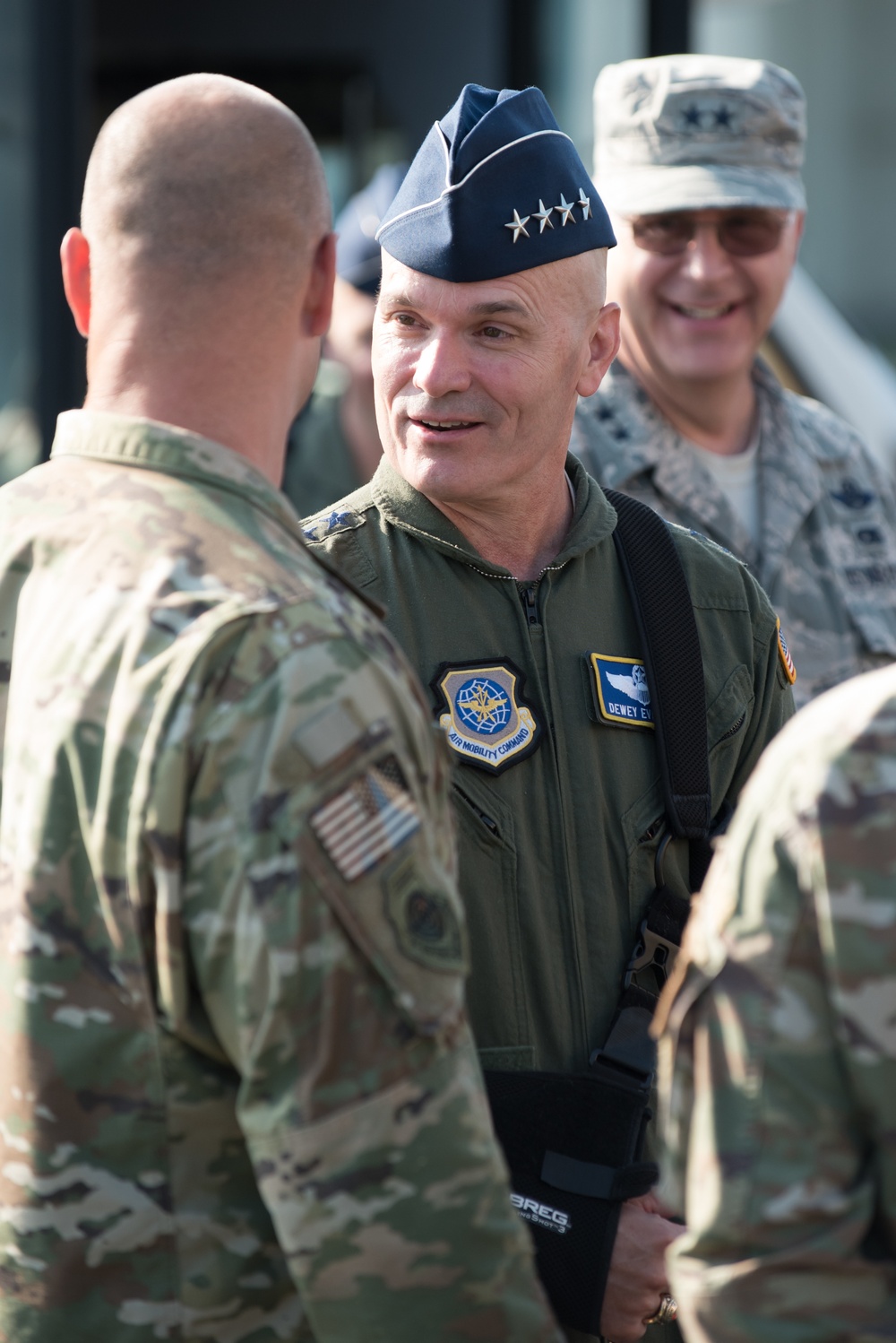 AMC commnader tours Kentucky Air Guard