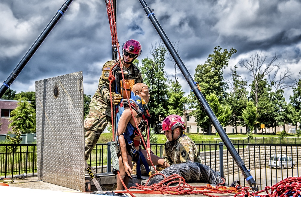 Elite Rescue Team Practices Unique Patient Removal at Belvoir Hospital